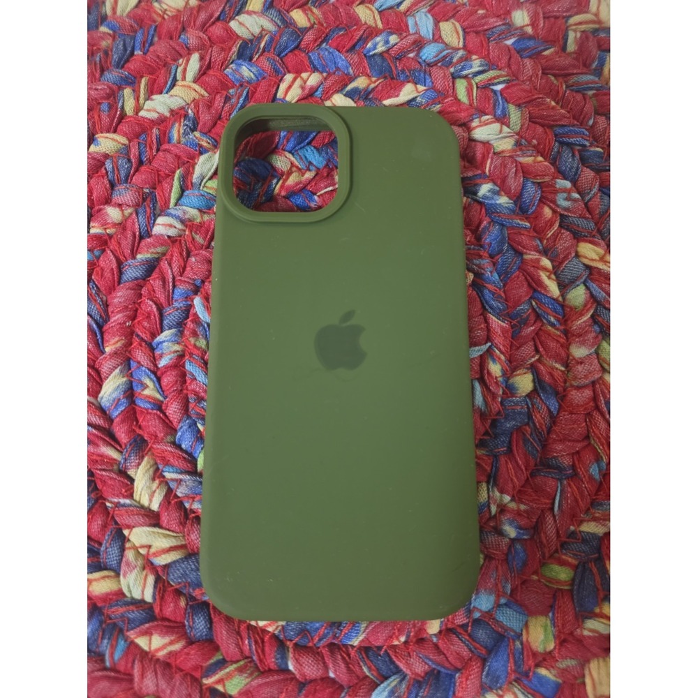 Open Apple iPhone 15 Plus Silicone Case  - Green